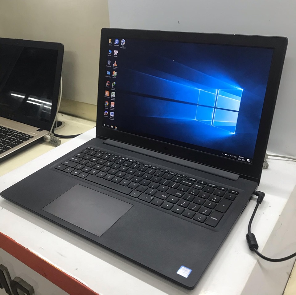 Xiaomi-Mi-Notebook-TM1709-2018-27